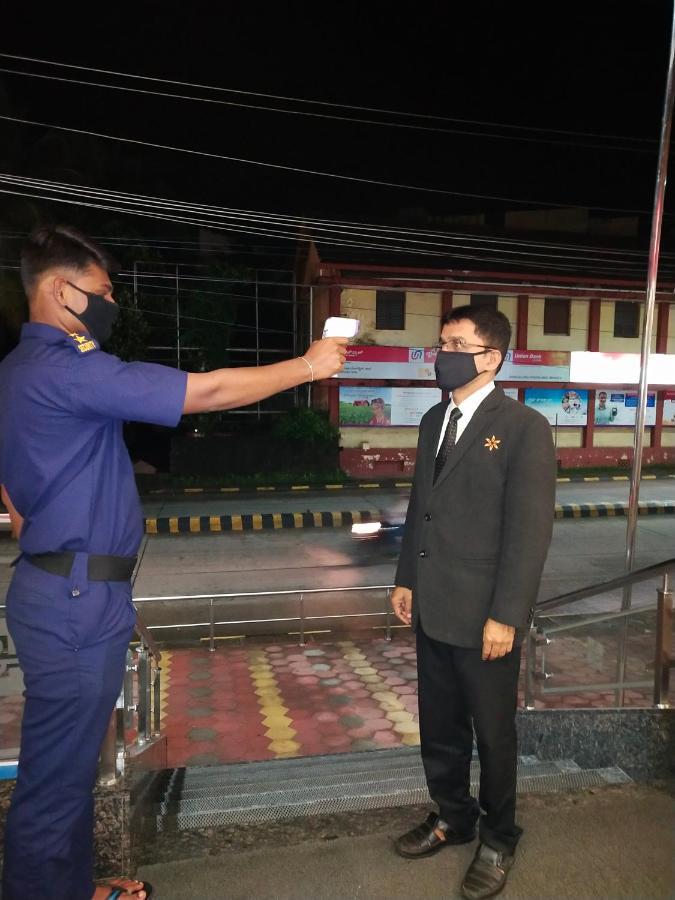 Hotel Deepa Comforts Mangalore Luaran gambar