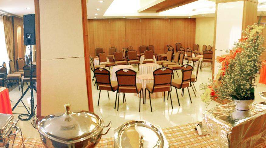 Hotel Deepa Comforts Mangalore Luaran gambar