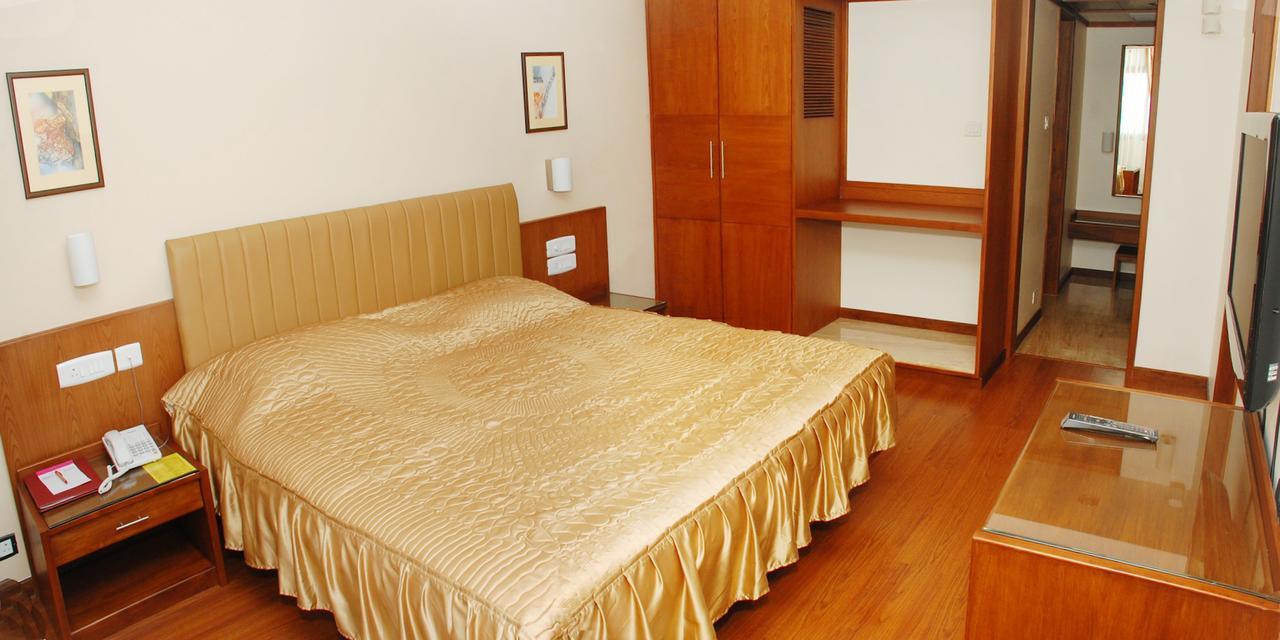 Hotel Deepa Comforts Mangalore Luaran gambar